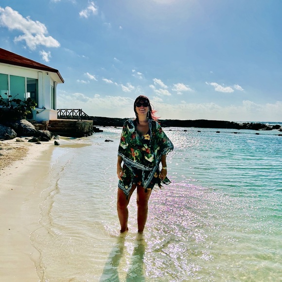 Meet your Posher, Sarah - Picture 2 of 9